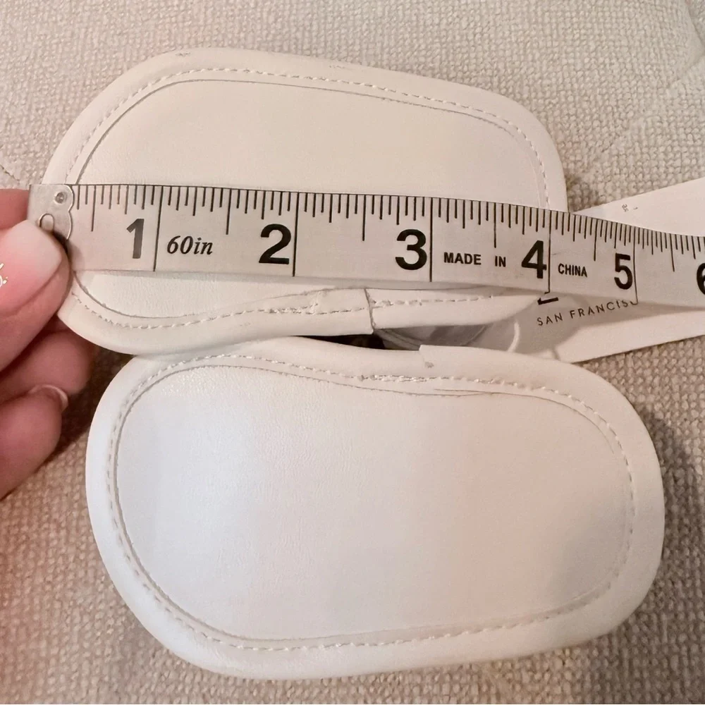 NWT Janie and Jack white/ red infant sandals size 0-3 months